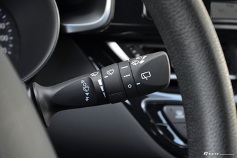  2018款C-HR 2.0L自动精英版