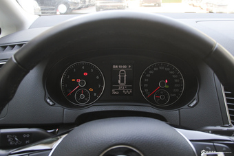 2018款夏朗2.0T自动旗舰型7座380TSI