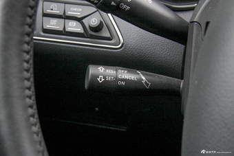 2018款红旗H7 3.0T自动尊崇版35V6