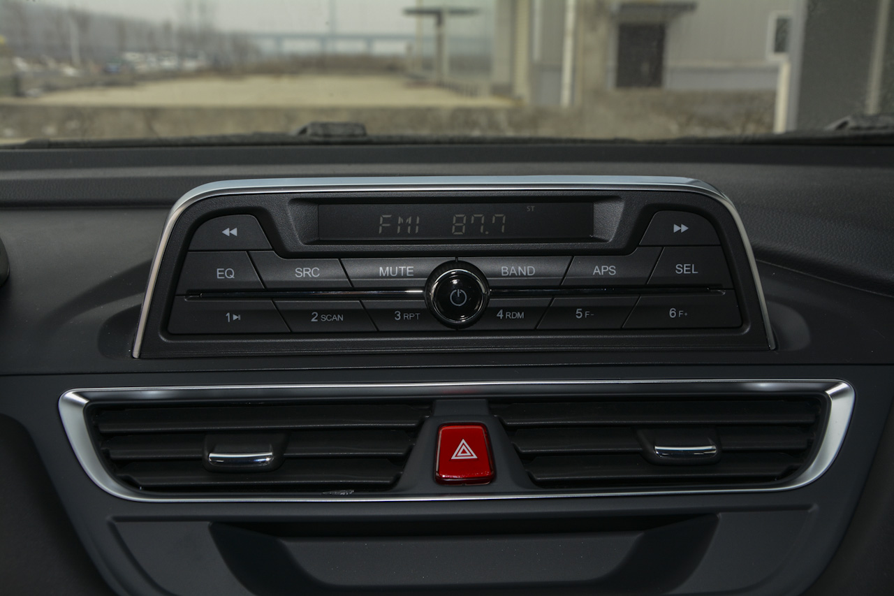 2018款瑞风S3定制版1.5L手动豪华智能型