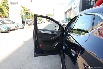 2018款东南DX7 Prime 1.5T自动尊贵型 