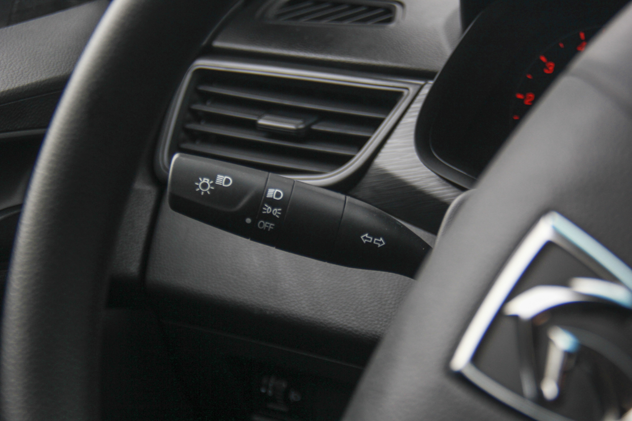 2017款宝骏310W 1.2L手动超值型