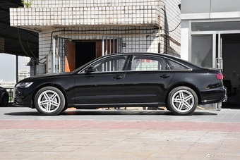 2018款奥迪A6L 1.8T自动30周年年型TFSI进取型