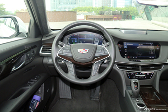 2019款 凯迪拉克CT6 2.0T自动28T铂金版
