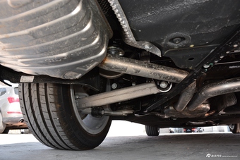 2018款奥迪A6L 1.8T自动30周年年型TFSI进取型