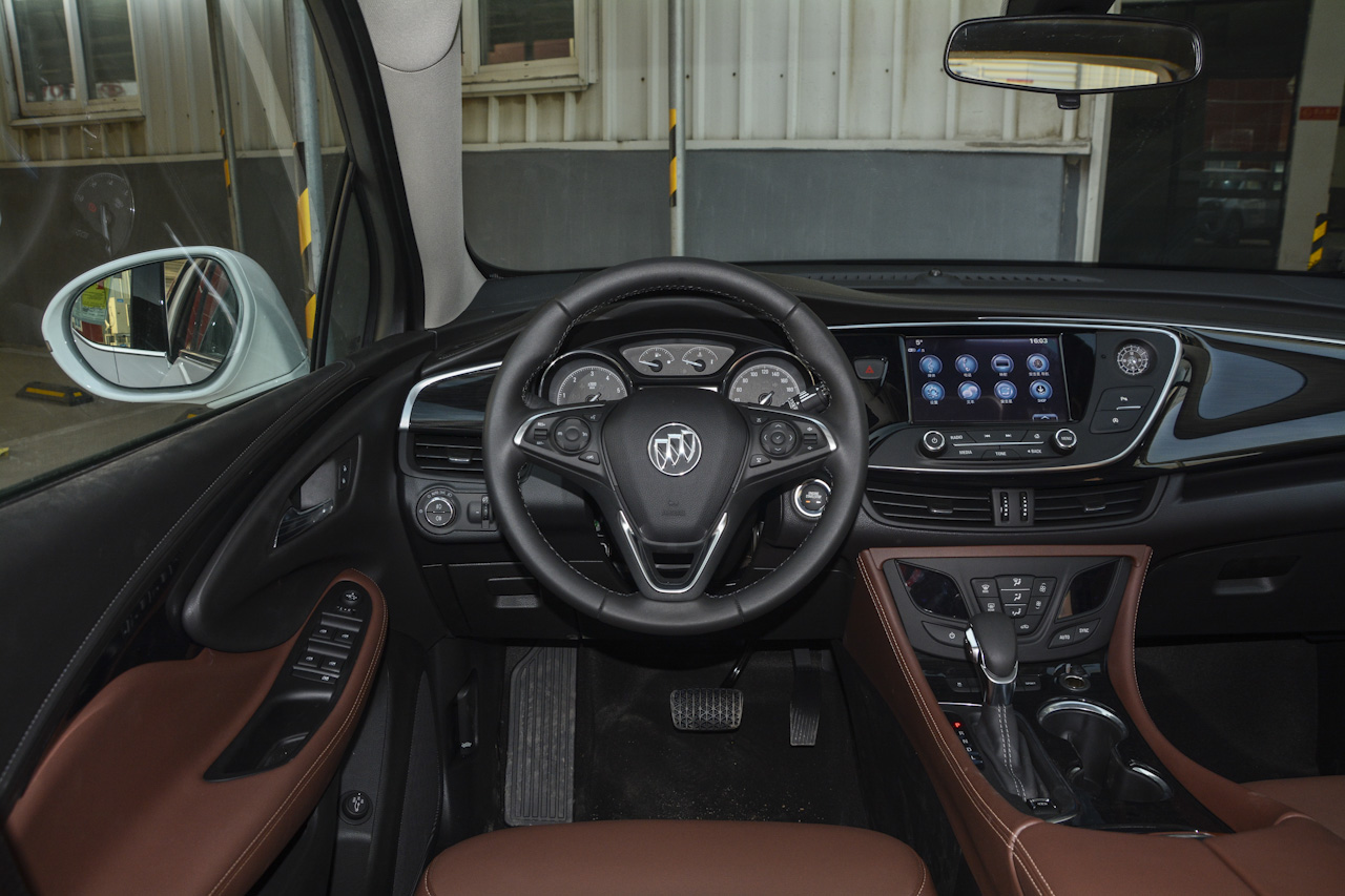 2018款昂科威2.0T自动四驱精英型28T