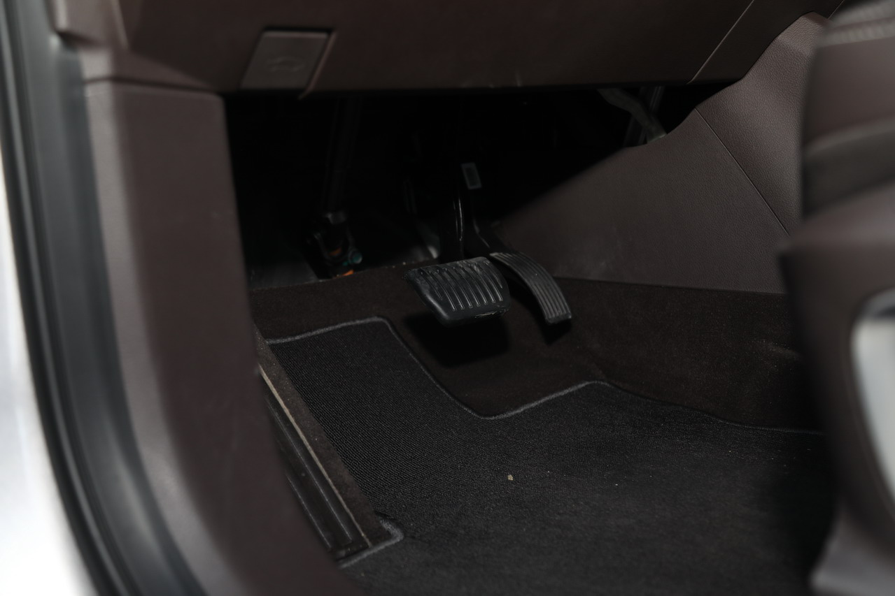 2019款吉利嘉际 1.5TD MHEV DCT尊享型