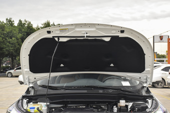 2018款东风风神AX7 1.6T自动尊贵型