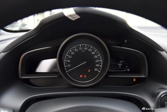 2018款马自达CX-4 2.0L自动两驱蓝天品位版