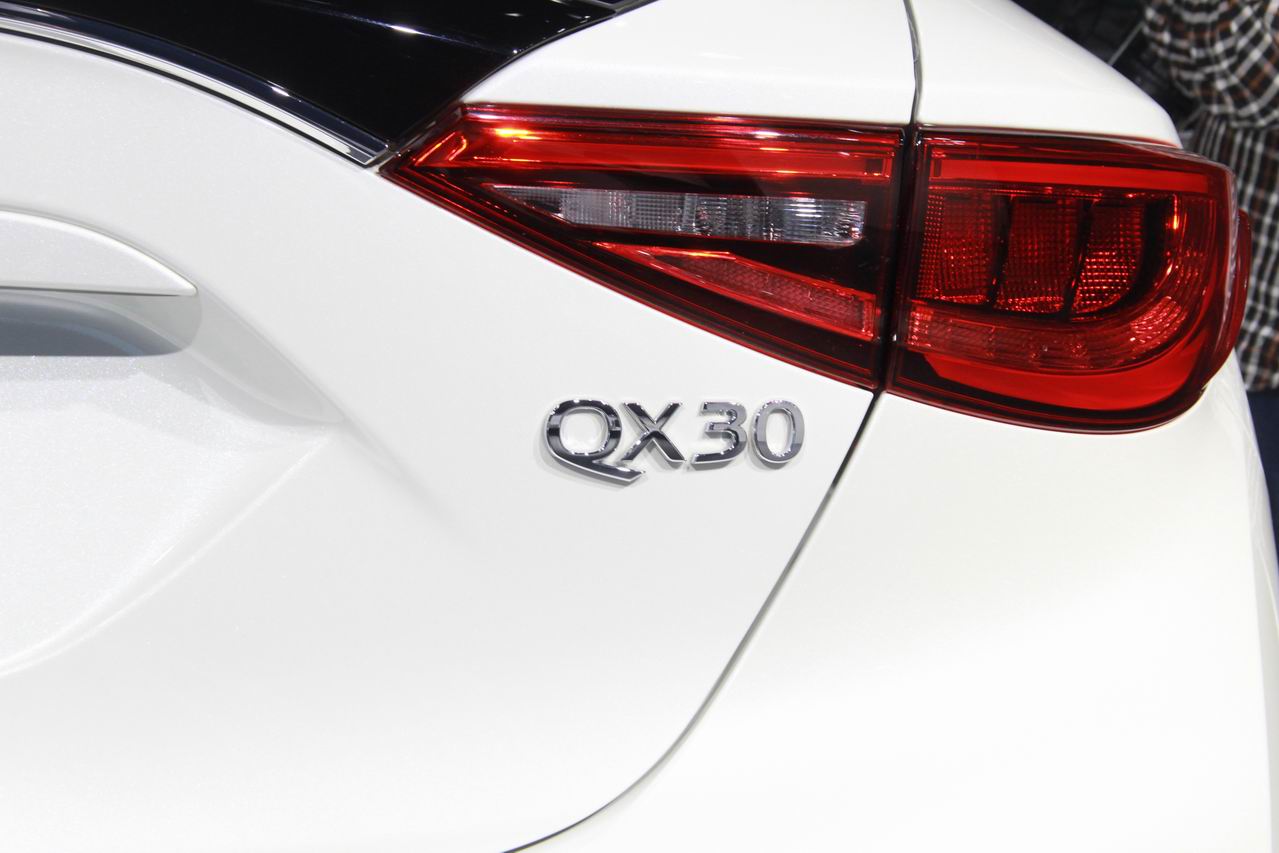 英菲尼迪qx30