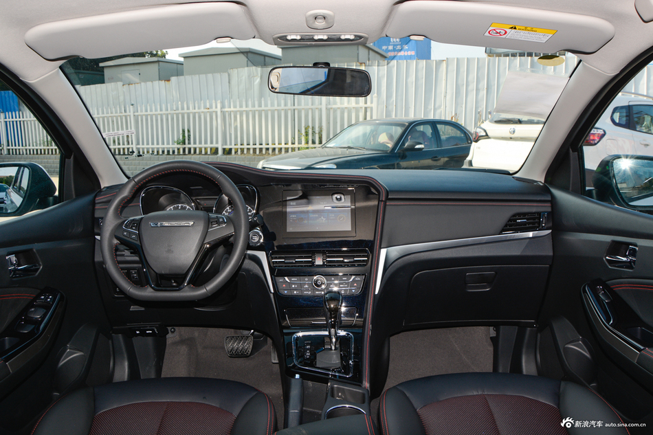 2018款启辰T70 2.0L自动睿享版