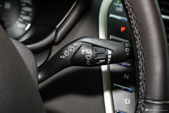 2016款林肯MKC 2.0T自动两驱尊雅版