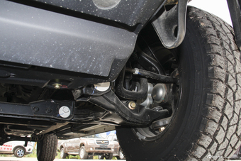 2018款领主2.5T手动两驱精英型大双JE4D25Q5A