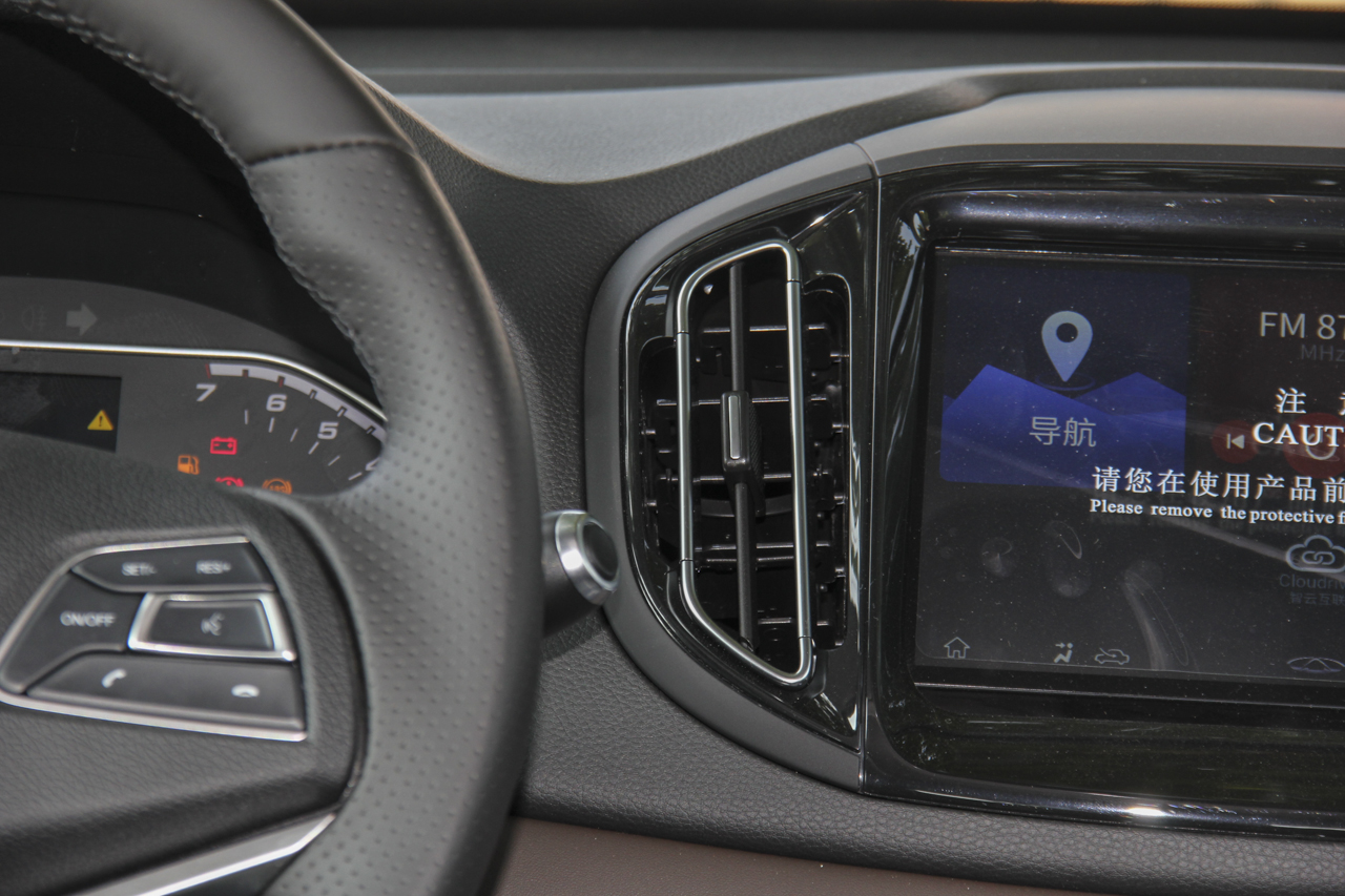 2018款瑞虎7 1.5T手动精英版