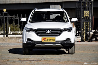 2017款奔腾X40 1.6L自动