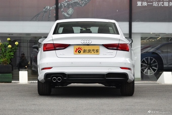 2018款奥迪A3 30周年型1.4T自动Limousine 35 TFSI运动型