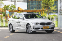 2016款宝马3系GT 320i 2.0T自动设计套装型 矿石白