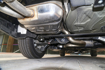 2017款雪铁龙C6 1.8T自动豪华型