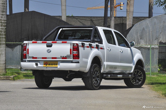 2015款黄海N1S 2.8T手动柴油四驱运动版