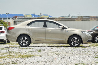 2017款荣威360 1.5L自动豪华版