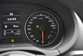 2018款奥迪A3 30周年型1.4T自动Sportback 35TFSI运动型