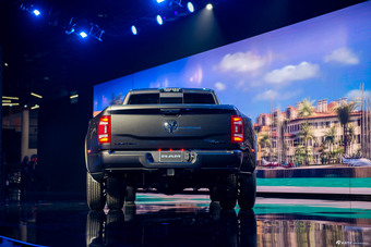 实拍全新道奇Ram 2500 HD 史上最能干的重型皮卡