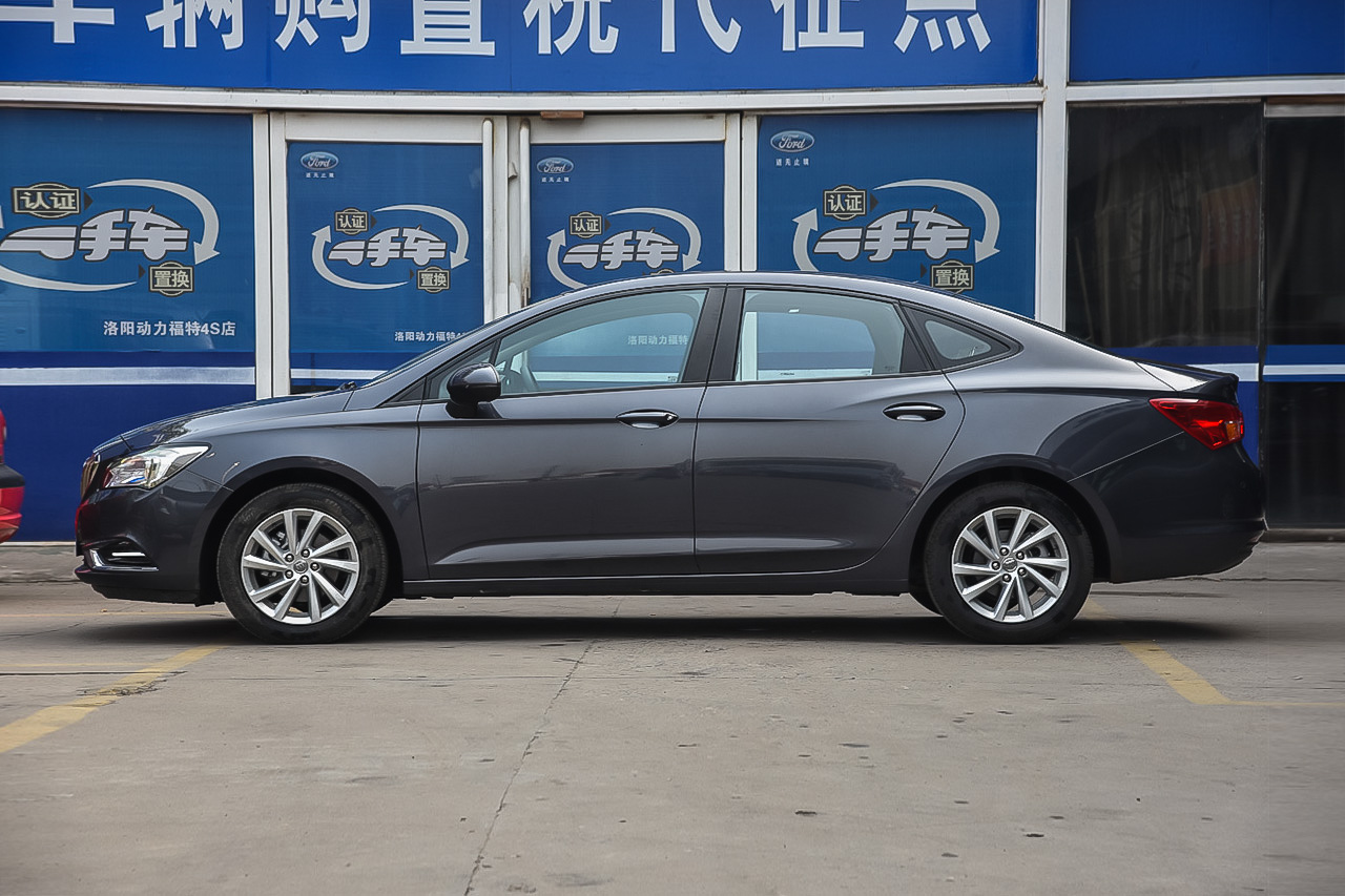 2016款威朗轿跑1.5L自动领先型15S