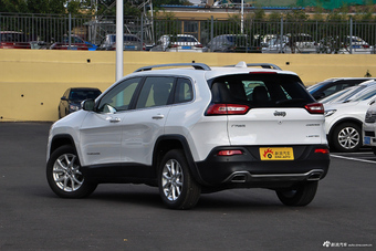 2017款自由光2.4L自动领先版智能包