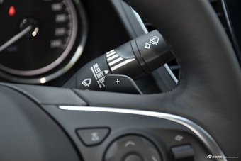 2016款君越改款2.0T自动精英型28T