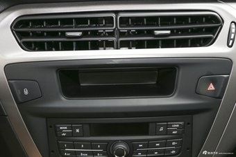 2018款全新爱丽舍1.6L手动舒适型