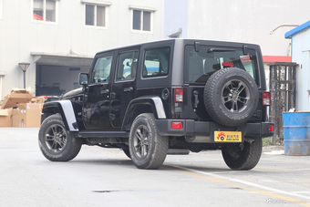 2016款牧马人3.0L自动75周年致敬版