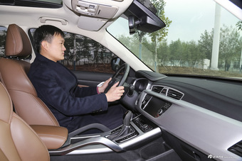 2016款吉利博越1.8TD自动智尊型