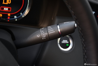 2017款CT6 2.0T自动28T铂金版