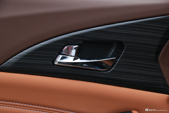 2018款北汽幻速S7 1.5T 自动尊贵型