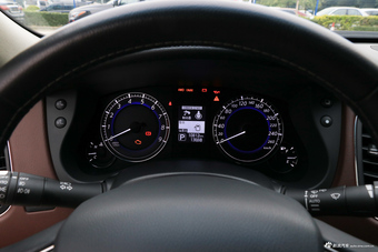 2015款英菲尼迪QX50 2.5L 自动豪华版