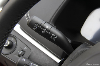 2017款荣威ei6 1.0T混动互联智享版