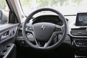 2018款宝沃BX6 2.0T自动28T 四驱GT至酷型