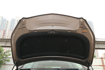 2018款昂科威2.0T自动四驱豪华型28T