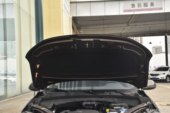 2018款荣威RX5 1.5T 20T自动两驱互联网智惠版