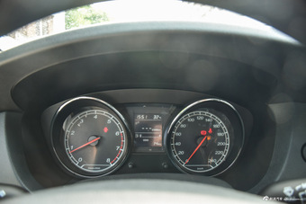 2016款骏派A70 1.6L手动技术型