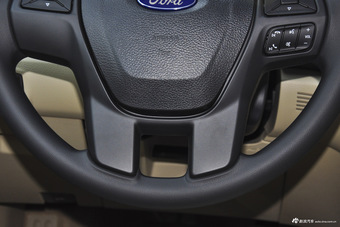 2016款撼路者2.0T自动四驱菁英版汽油