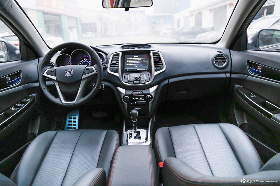 2015款逸动1.6L自动豪华型