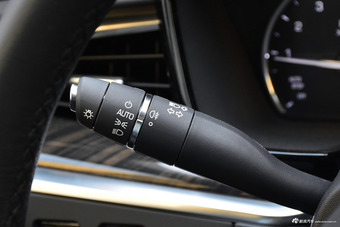 2018款XT5 28E四驱领先版