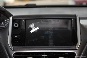 2018款标致2008 1.6L自动时尚版