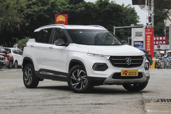 2017款宝骏510 1.5L手动豪华型 