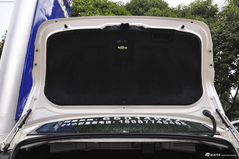 2016款力狮 2.5L自动全驱荣耀版