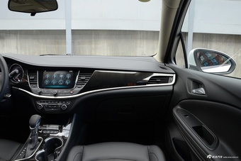 2017款威朗 三厢 1.5T自动双离合精英型