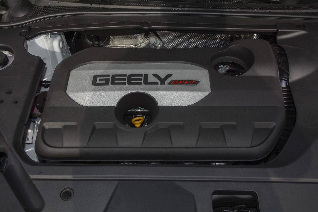 2018款吉利帝豪GL 1.8L手动精英智联型