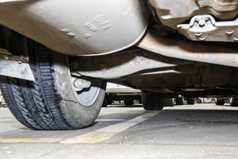 2015款红旗H7 2.0T 自动豪华型