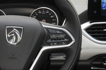 2018款宝骏530 1.5T DCT旗舰型